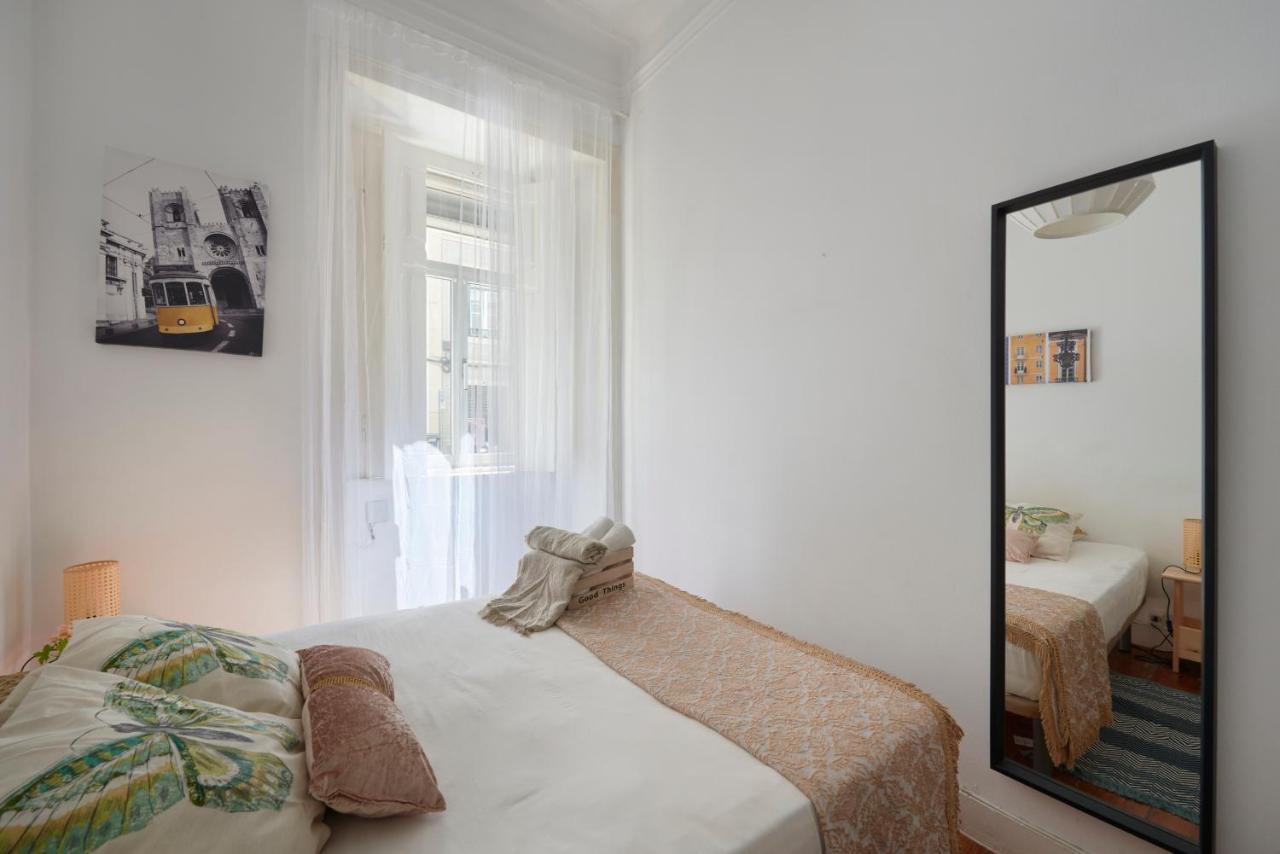 Brand New Hostel Anjos Lisboa Kültér fotó